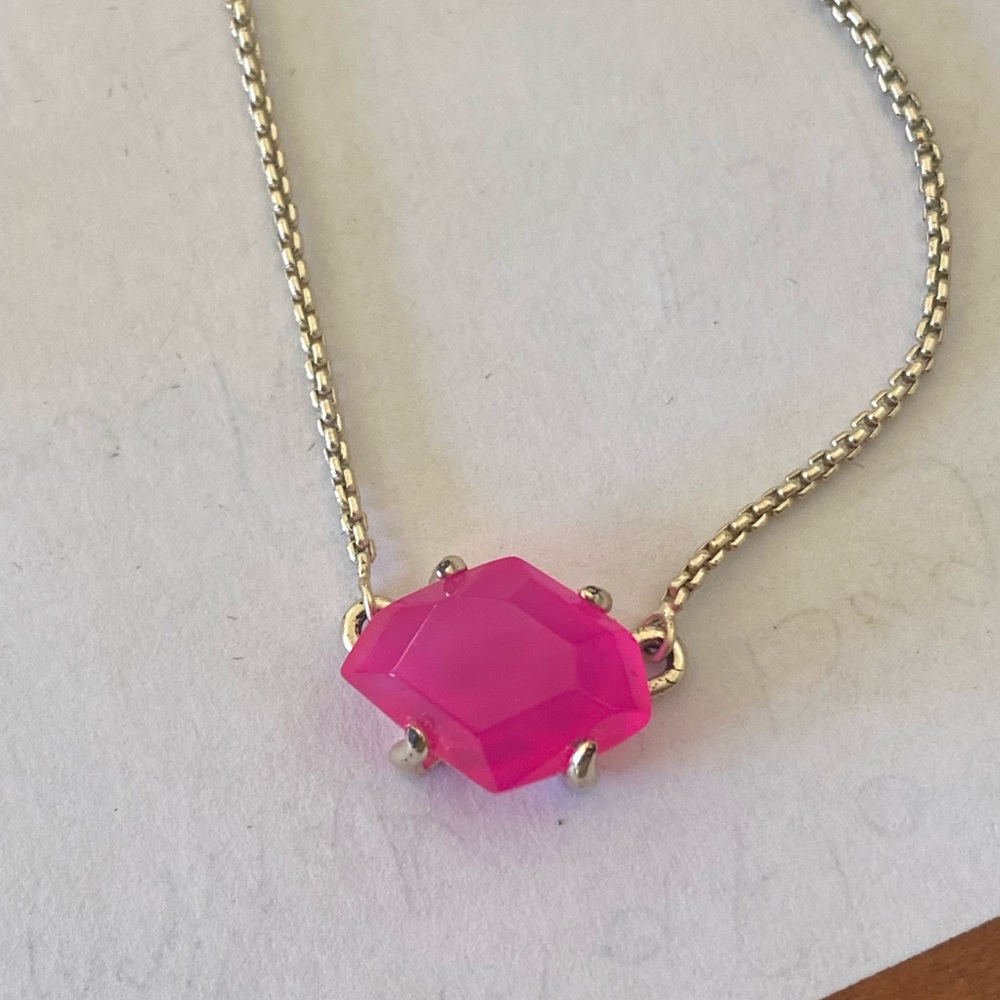 Kendra Scott Necklace